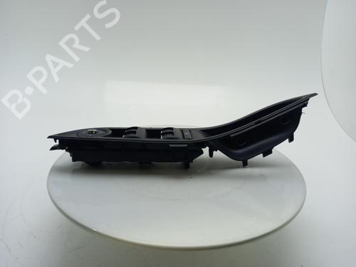 Used Switch Switch FORD FOCUS III 1.6 TDCi ECOnetic (105 hp) 40332054 40332054