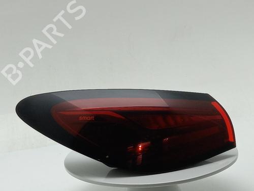 left-taillight-smart-1-2022-40305953 main image