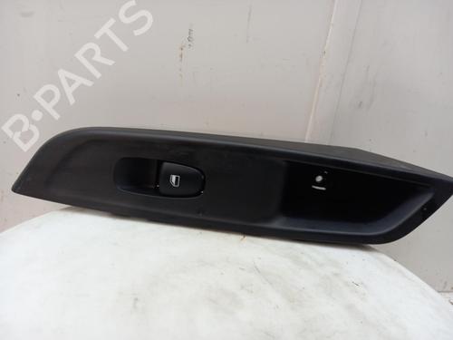 switch-nissan-micra-v-k14-2016-40325968 main image