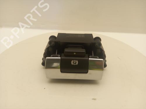 switch-jaguar-e-pace-x540-2017-40310035 main image