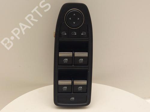 Used Switch Switch RENAULT CAPTUR II (HF_) E-TECH 160 (160 hp) 40304820 40304820
