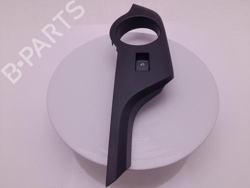 switch-toyota-c-hr-_x1_-2016-40312437 main image