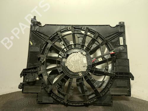 Used Radiator fan Radiator fan LAND ROVER RANGE ROVER VELAR (L560) 2.0 P250 Si4 4x4 (250 hp) 40321283 40321283