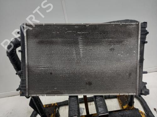 Used Water radiator Water radiator ABARTH 500 / 595 / 695 1.4 (312.AXD1A) (135 hp) 40334101 40334101