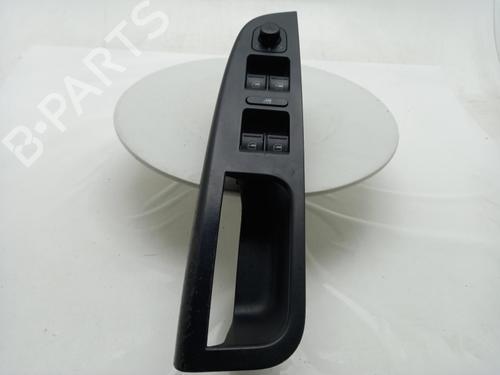 Used Switch Switch VW GOLF V (1K1) 2.0 TDI 16V (140 hp) 40302360 40302360