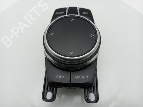 switch-bmw-x3-g01-f97-g08-2017-40303837 main image