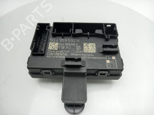 engine-control-unit-ecu-vw-t-roc-a11-d11-2017-40520674 main image