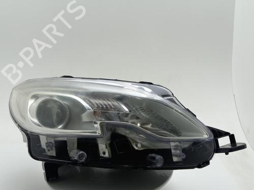 Used Right headlight Right headlight PEUGEOT 2008 I (CU_) 1.2 THP 110 / PureTech 110 (110 hp) 40307112 40307112