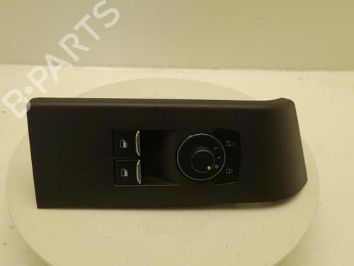 switch-ford-transit-courier-v769-box-bodympv-n3p-2023-40303937 main image