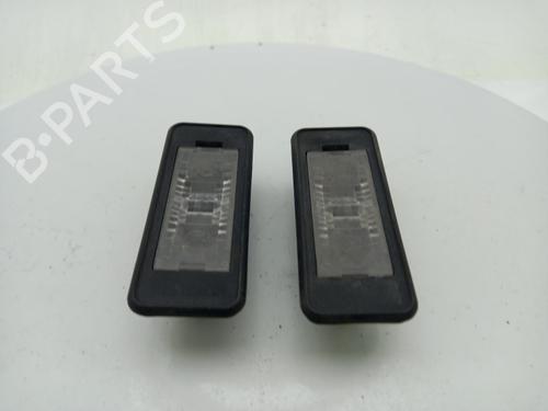 licence-plate-light-citroen-c4-cactus-2014-40318802 main image