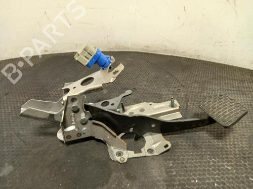 pedal-ford-fiesta-vii-van-2018-40324792 main image