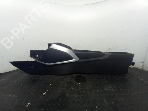 middle-console-audi-q2-gab-gag-2016-40322706 main image
