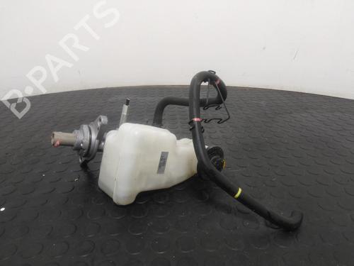 Used Brake master cylinder Brake master cylinder LEXUS RC (_C1_) 300h (AVC10_, AVC10R) (223 hp) 40346318 40346318