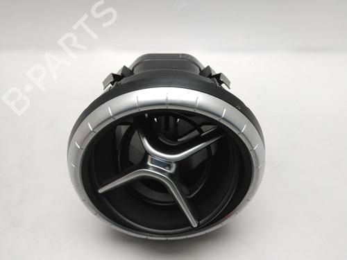 air-vent-mercedes-benz-cla-coupe-c117-2013-2014-2015-2016-2017-2018-2019-40344861 main image