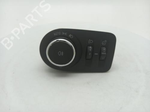 Used Headlight switch Headlight switch VAUXHALL MOKKA 1.2 (76) (136 hp) 40335083 40335083