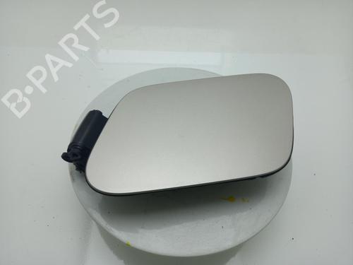 fuel-flap-volvo-xc40-536-2017-40320417 main image