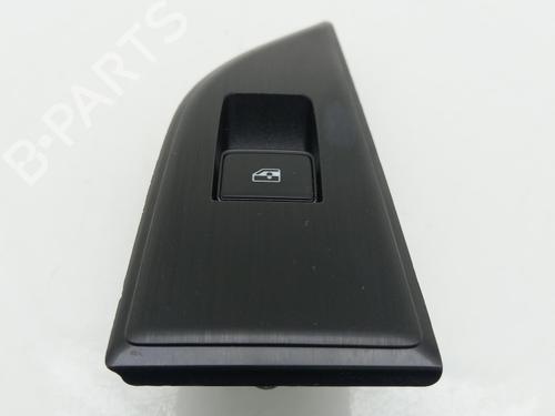 Used Switch Switch NISSAN QASHQAI III (J12) 1.3 DIG-T (158 hp) 40321508 40321508