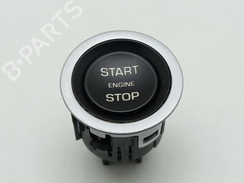 switch-land-rover-range-rover-velar-l560-2017-40303464 main image