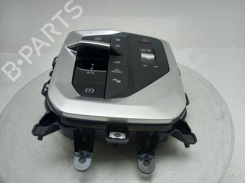 gear-lever-bmw-1-f70-2024-40305911 main image