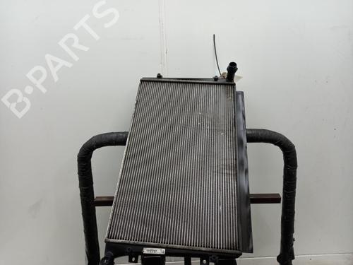 Used Water radiator Water radiator VW GOLF PLUS V (5M1, 521) 1.9 TDI (105 hp) 40332125 40332125