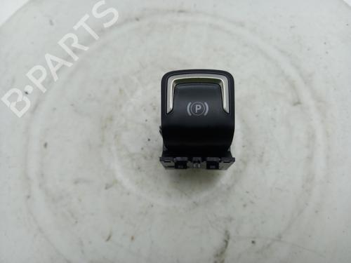 switch-vauxhall-corsa-mk-v-f-2019-40306555 main image