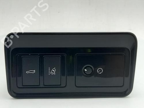 switch-jaguar-xf-ii-x260-2015-40313565 main image
