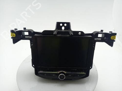 display-monitor-vauxhall-corsa-mk-iv-e-x15-2014-40314971 main image