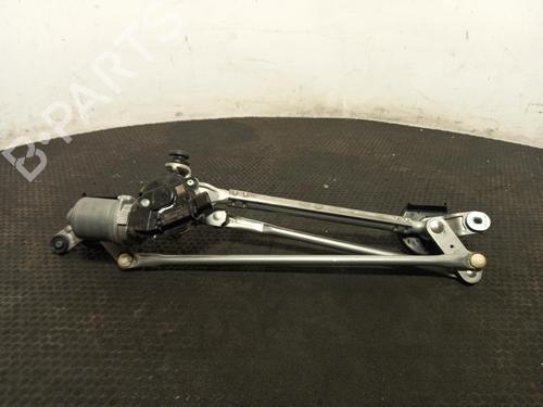 Used Front wiper motor Front wiper motor SUBARU OUTBACK (BT) 2.5 AWD (BT9KL, BT9LL, BT11A, BT12A, BT13A) (169 hp) 40324657 40324657