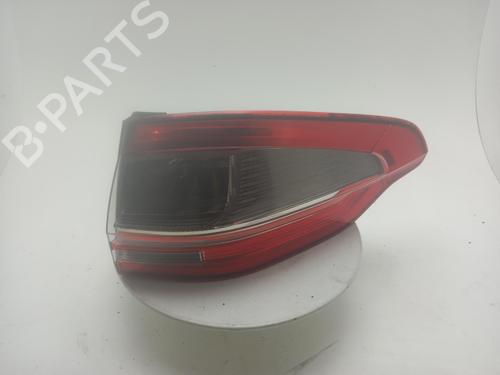 right-taillight-ford-s-max-wa6-2006-2007-2008-2009-2010-2011-2012-2013-2014-40326234 main image