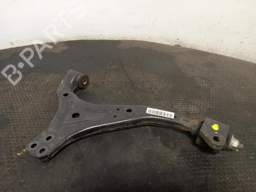 Used Right front suspension arm Right front suspension arm MG MG HS (AS23) 1.5 T (SAS23) (162 hp) 40320685 40320685
