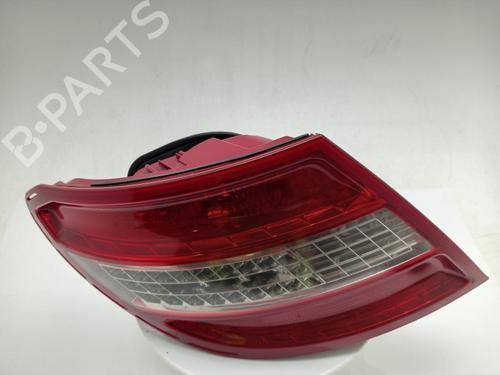 left-taillight-mercedes-benz-c-class-w204-2007-2008-2009-2010-2011-2012-2013-2014-2015-40312805 main image