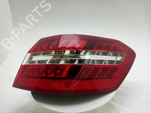 Used Right taillight Right taillight MERCEDES-BENZ E-CLASS (W212) E 220 CDI / BlueTEC (212.001, 212.002) (170 hp) 40325503 40325503