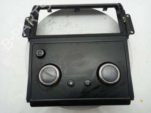 climate-control-land-rover-discovery-sport-l550-2014-40342552 main image