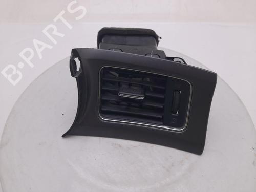 air-vent-nissan-pulsar-hatchback-c13-2014-40308525 main image