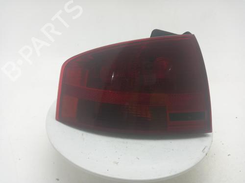 left-taillight-audi-a4-b7-8ec-2004-2005-2006-2007-2008-2009-40315308 main image