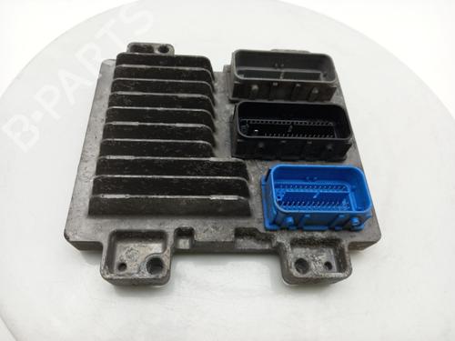 Used Engine control unit (ECU) Engine control unit (ECU) VAUXHALL CORSA Mk IV (E) (X15) 1.4 (90 hp) 40339553 40339553