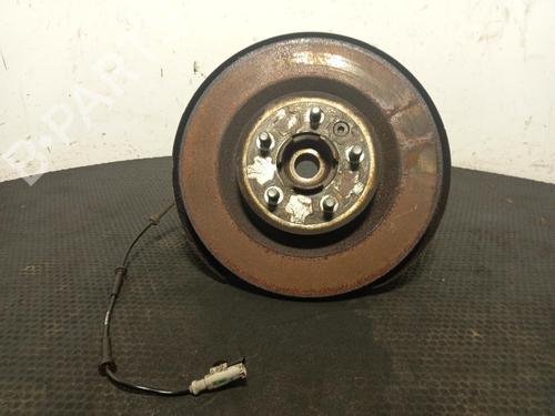 right-rear-steering-knuckle-land-rover-discovery-v-l462-2016-40327814 main image