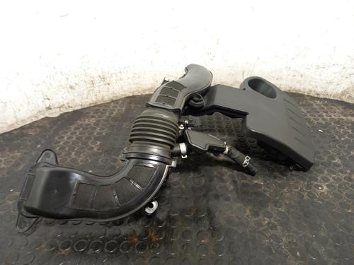 Used Air filter box Air filter box RENAULT CLIO V (B7_) 1.6 E-TECH 145 (B7MU) (143 hp) 40300272 40300272