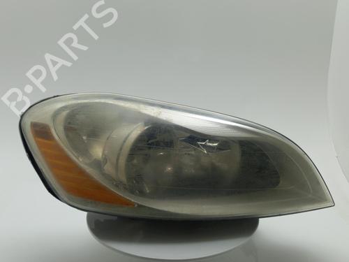 right-headlight-volvo-xc60-i-suv-156-2008-2009-2010-2011-2012-2013-2014-2015-2016-2017-2018-40326031 main image