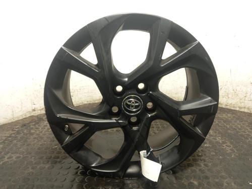 rim-toyota-c-hr-_x1_-2016-40302701 main image