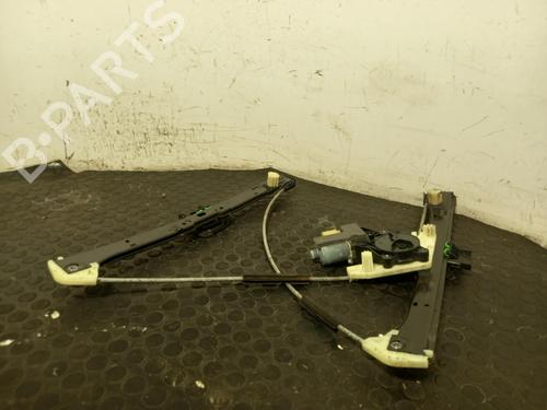 front-right-window-mechanism-jaguar-e-pace-x540-2017-40306686 main image