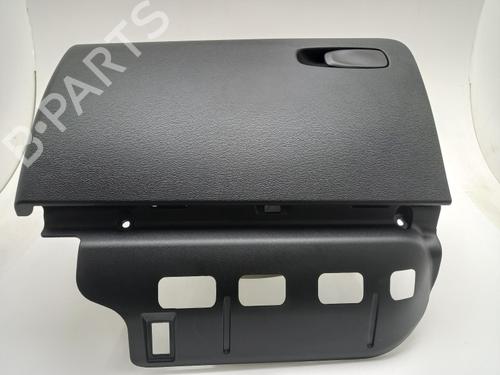 glove-box-volvo-xc40-536-2017-40305866 main image