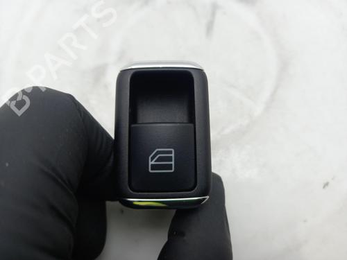 switch-mercedes-benz-c-class-w204-2007-2008-2009-2010-2011-2012-2013-2014-2015-40330010 main image
