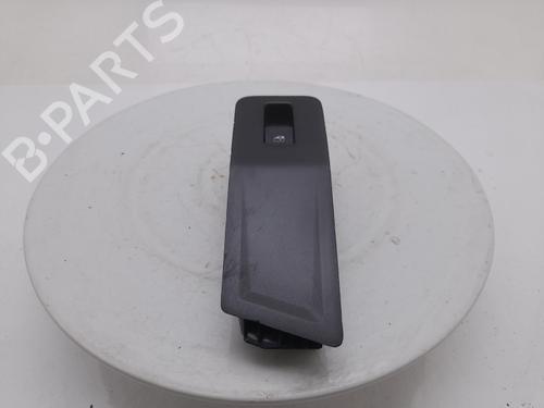 switch-vw-t-roc-a11-d11-2017-40303811 main image