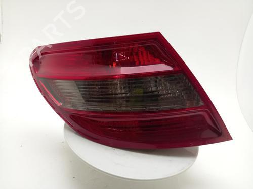 Used Left taillight Left taillight MERCEDES-BENZ C-CLASS (W204) C 220 CDI (204.002) (170 hp) 40336099 40336099