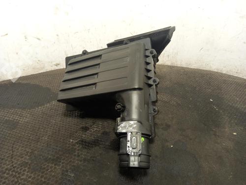 Used Air filter box Air filter box AUDI Q2 (GAB, GAG) 30 TDI (115 hp) 40316830 40316830