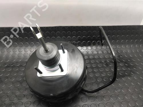 servo-brake-jaguar-f-type-convertible-x152-2012-40344991 main image