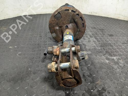 Used Right front shock absorber Right front shock absorber LEXUS RX (_L2_) 450h AWD (GYL25_, GYL26_, GYL25, GYL26, GYL25R, GYL26R) (313 hp) 40338518 40338518