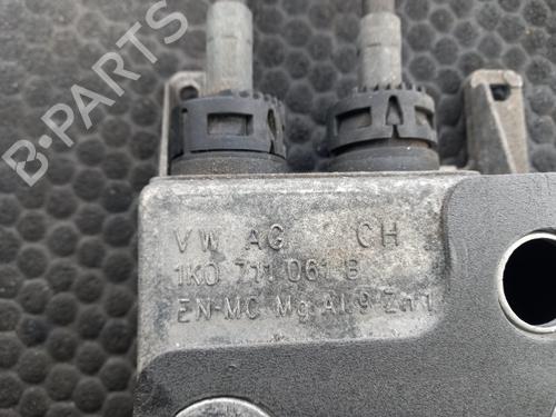 Gear lever AUDI A3 (8P1) 2.0 TFSI | BP40326839M90 - Image 5
