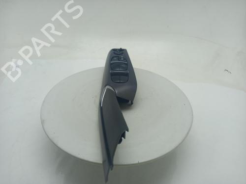 Used Switch Switch NISSAN JUKE (F16_) 1.6 Hybrid (143 hp) 40312207 40312207